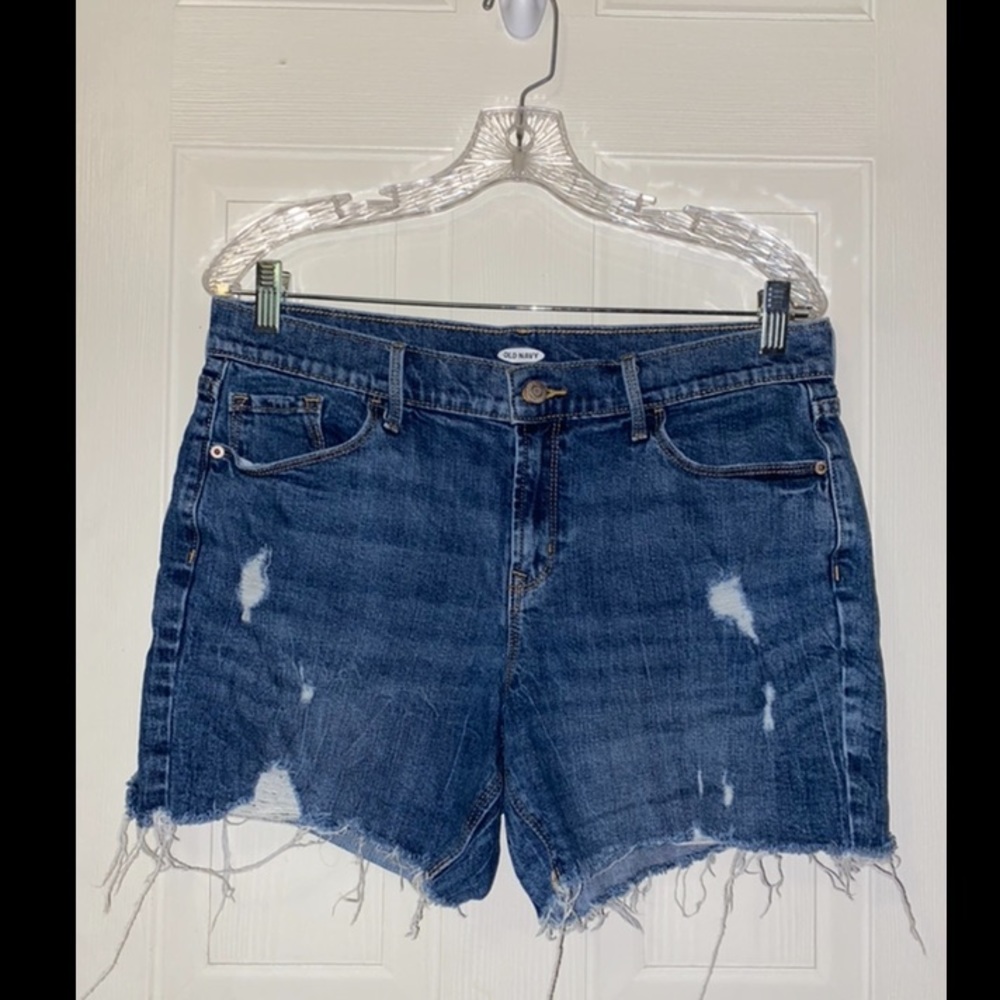 Old Navy Distressed 5in Inseam SZ 10 shorts